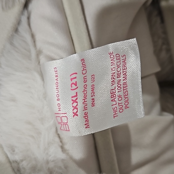 Faux fur jacket - Picture 11 of 11